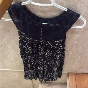 Lucky Brand Blue and White Cap Sleeve Pleated Blouse